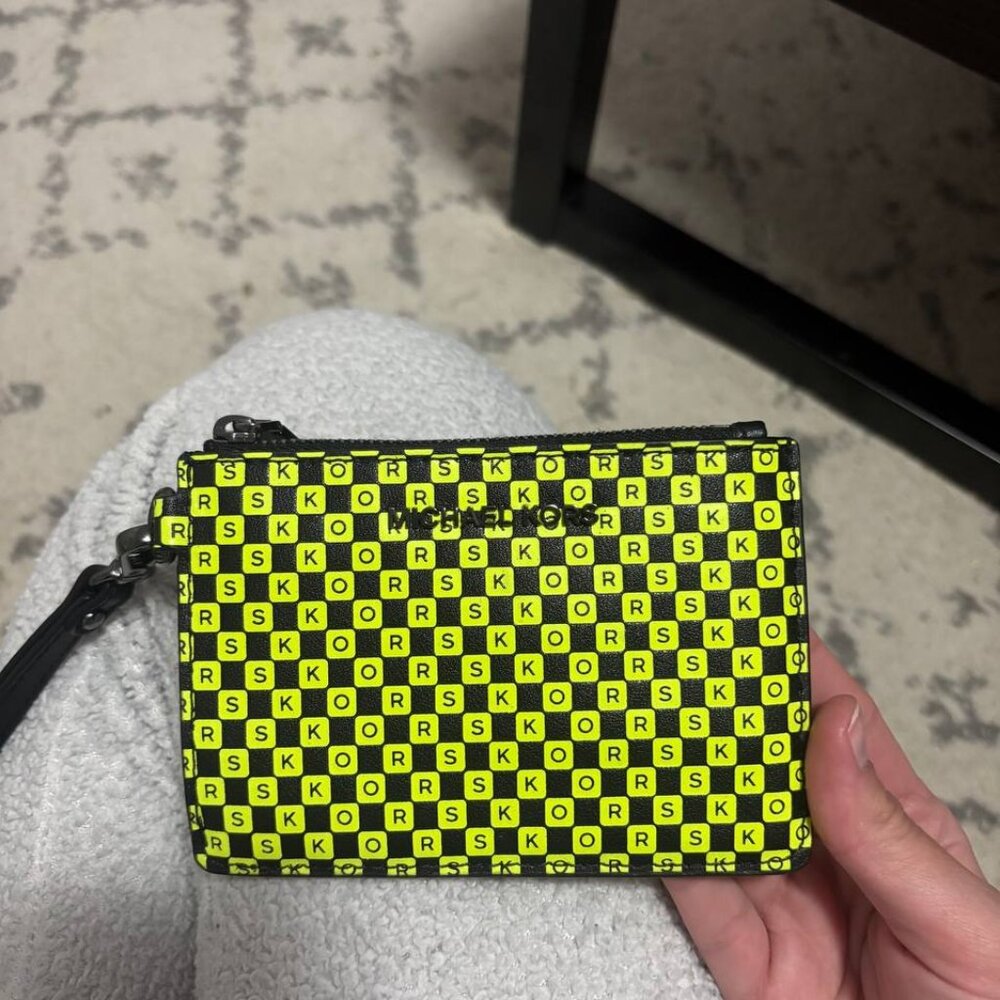 Michael Kors wristlet